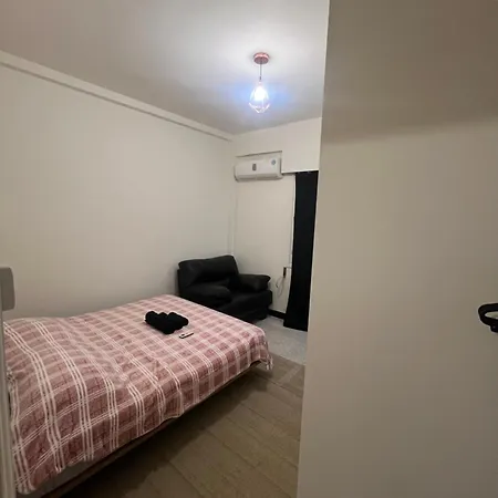 Enjoy A Cozy In The Heart Of The Capital Daire